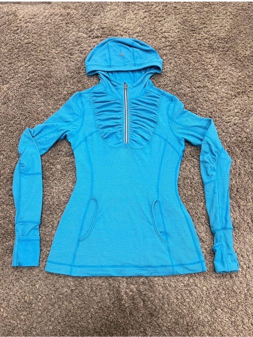 Lululemon Run Ambition Pullover hoodie in the color Snorkel Blue women's size 4